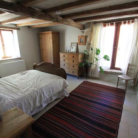 Au Garcin Bed and Breakfast La Romieu Exteriör bild