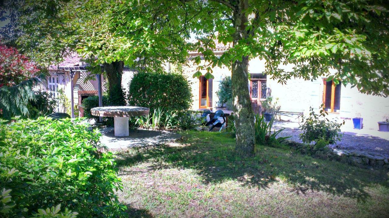 Au Garcin Bed and Breakfast La Romieu Exteriör bild