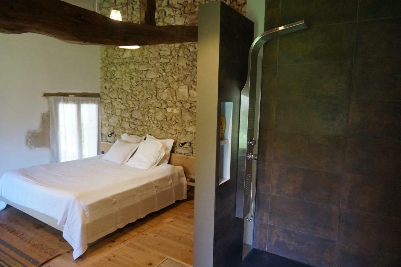 Au Garcin Bed and Breakfast La Romieu Exteriör bild